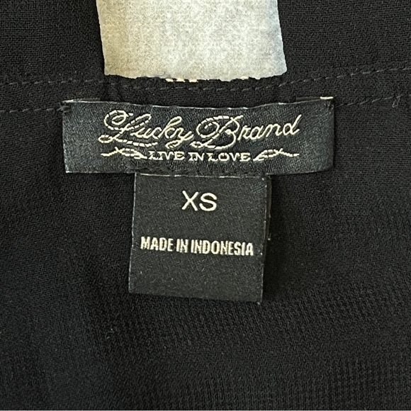 Lucky Brand Layered Flowy Lace Tank Top. Black and Tan Size XS #1230 - Picture 5 of 6